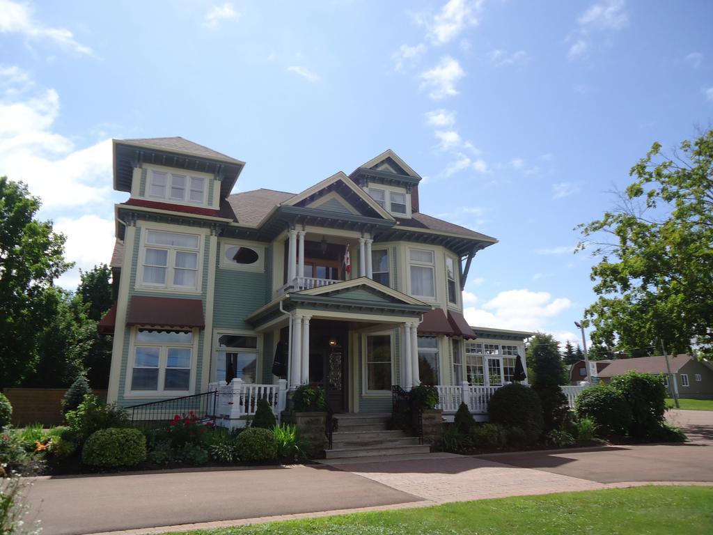 Maison Tait House Hotel Shediac Exterior photo
