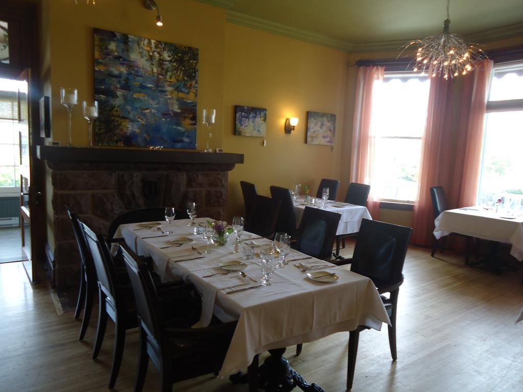 Maison Tait House Hotel Shediac Exterior photo