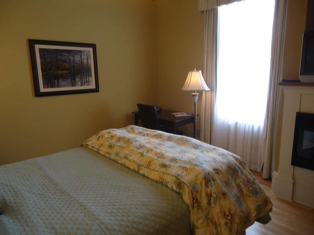 Maison Tait House Hotel Shediac Exterior photo